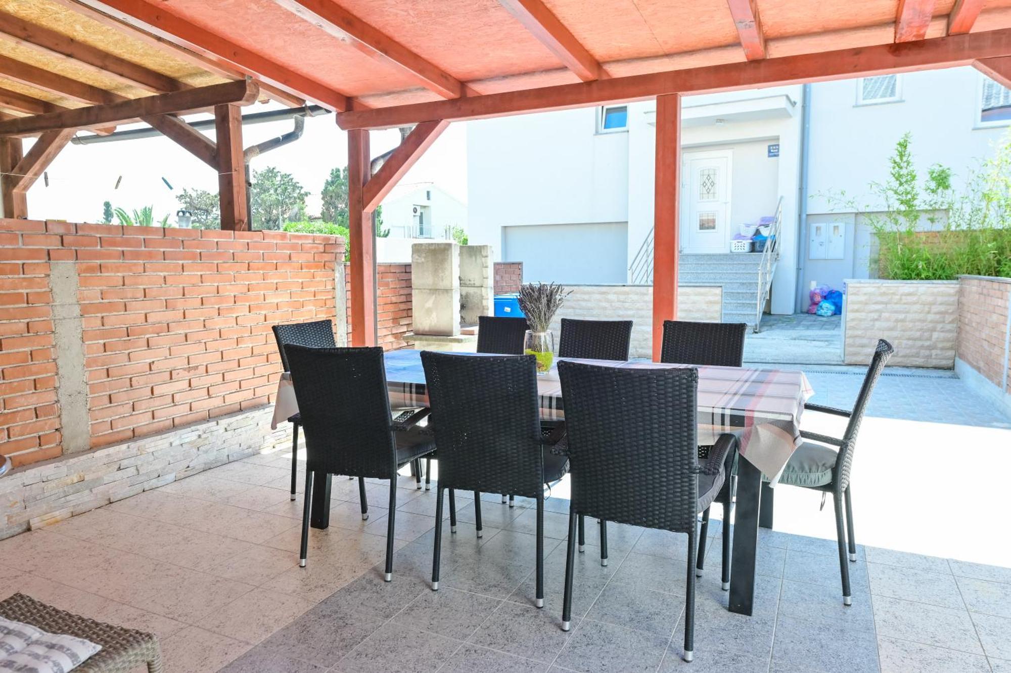 Apartments Smoky Novalja Rom bilde